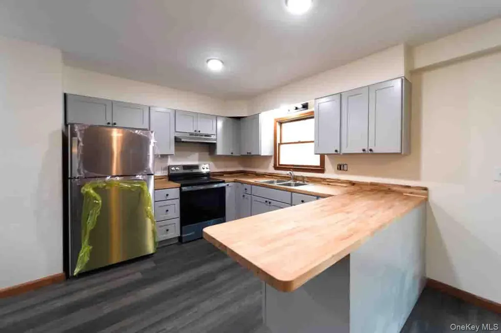 132 Red Top Road Wallkill NY 12589