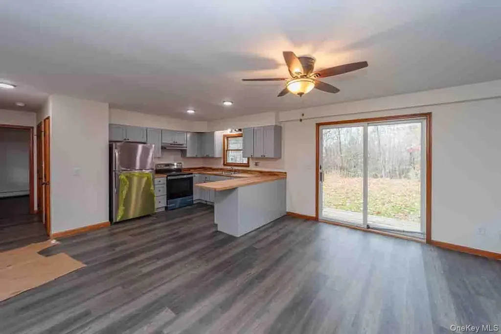 132 Red Top Road Wallkill NY 12589