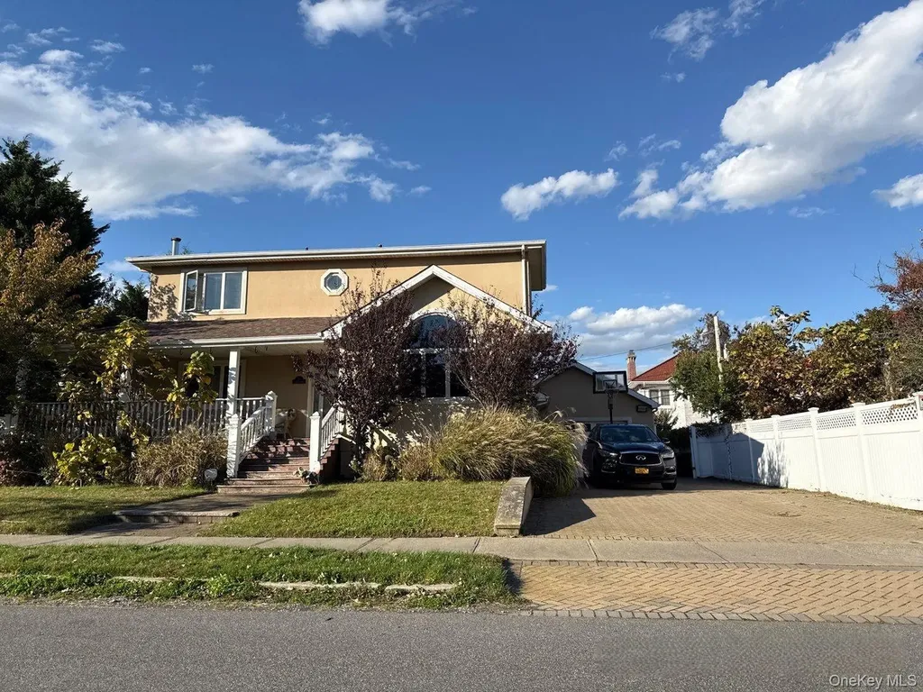 47 E Beech Street Long Beach NY 11561