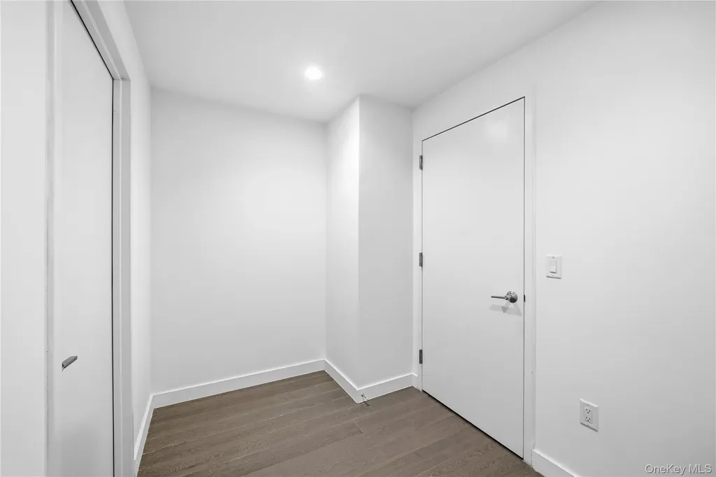 13103 40 Road Flushing NY 11354