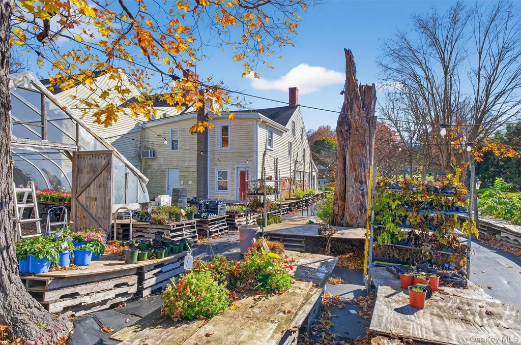 1062 Oregon Road Cortlandt Manor NY 10567
