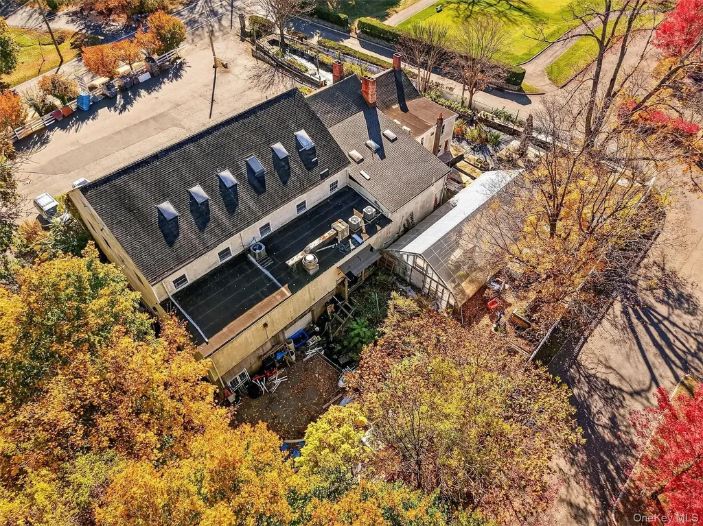 1062 Oregon Road Cortlandt Manor NY 10567