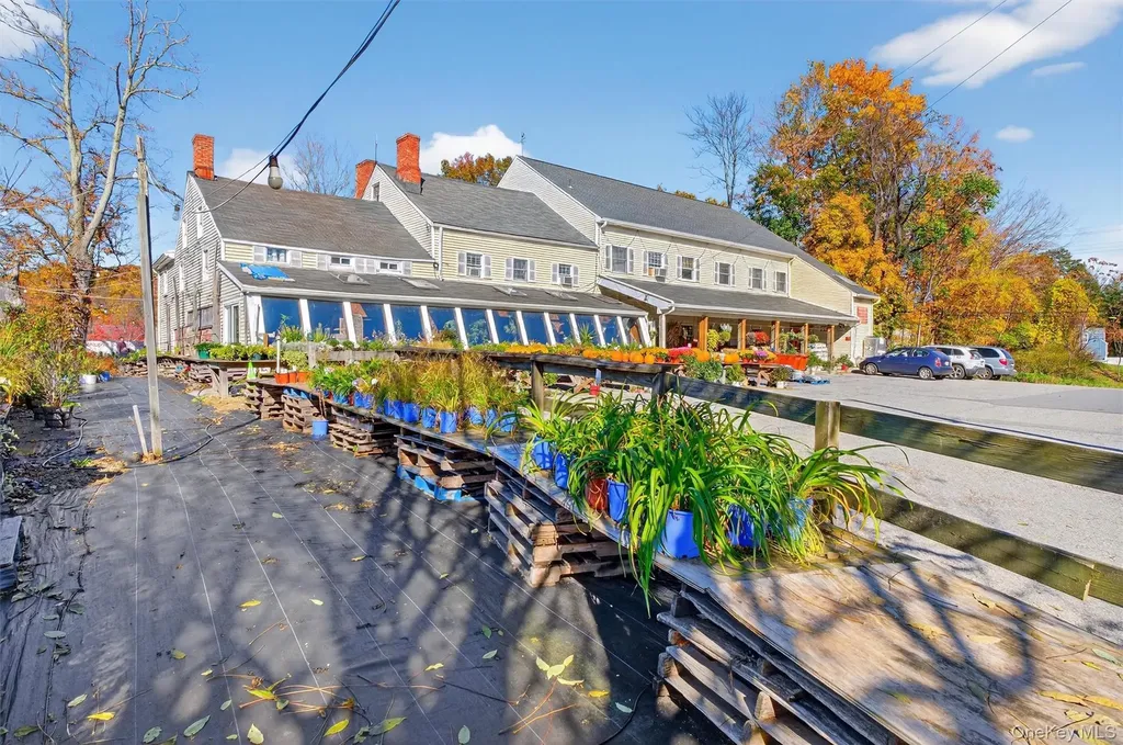 1062 Oregon Road Cortlandt Manor NY 10567