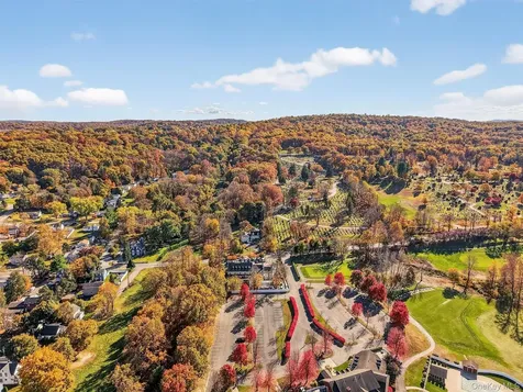 1062 Oregon Road Cortlandt Manor NY 10567