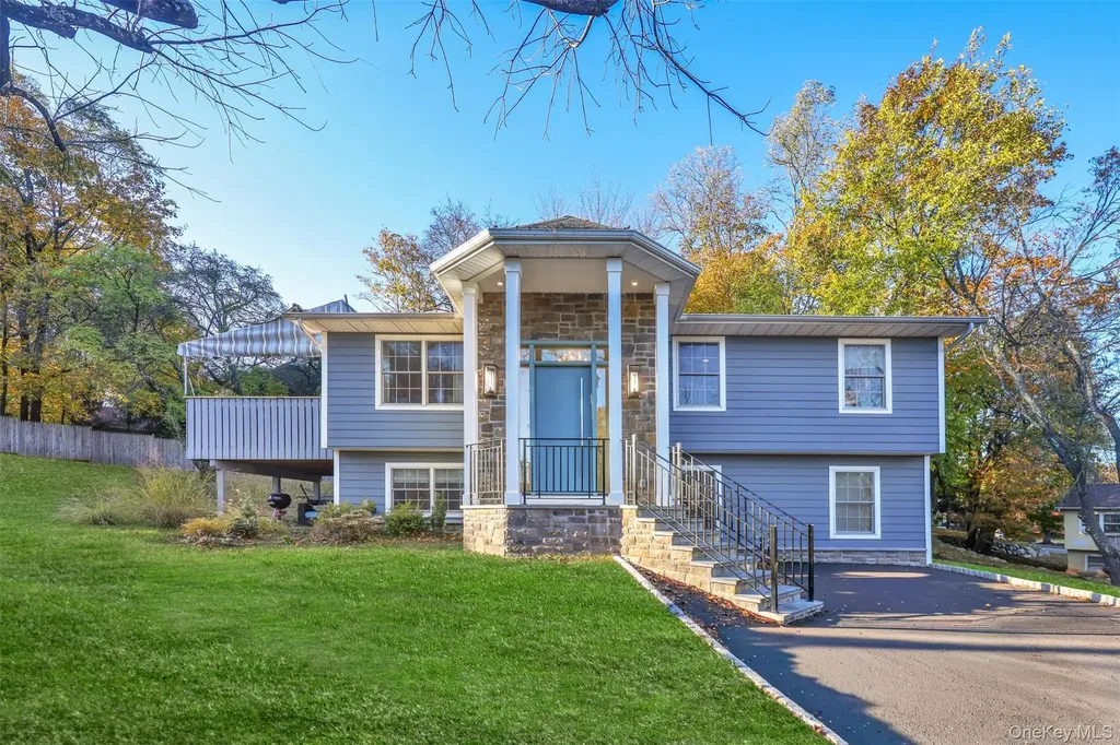 3 Kakiat Lane Spring Valley NY 10977