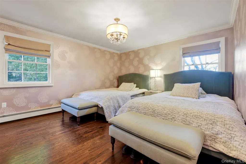3 Kakiat Lane Spring Valley NY 10977
