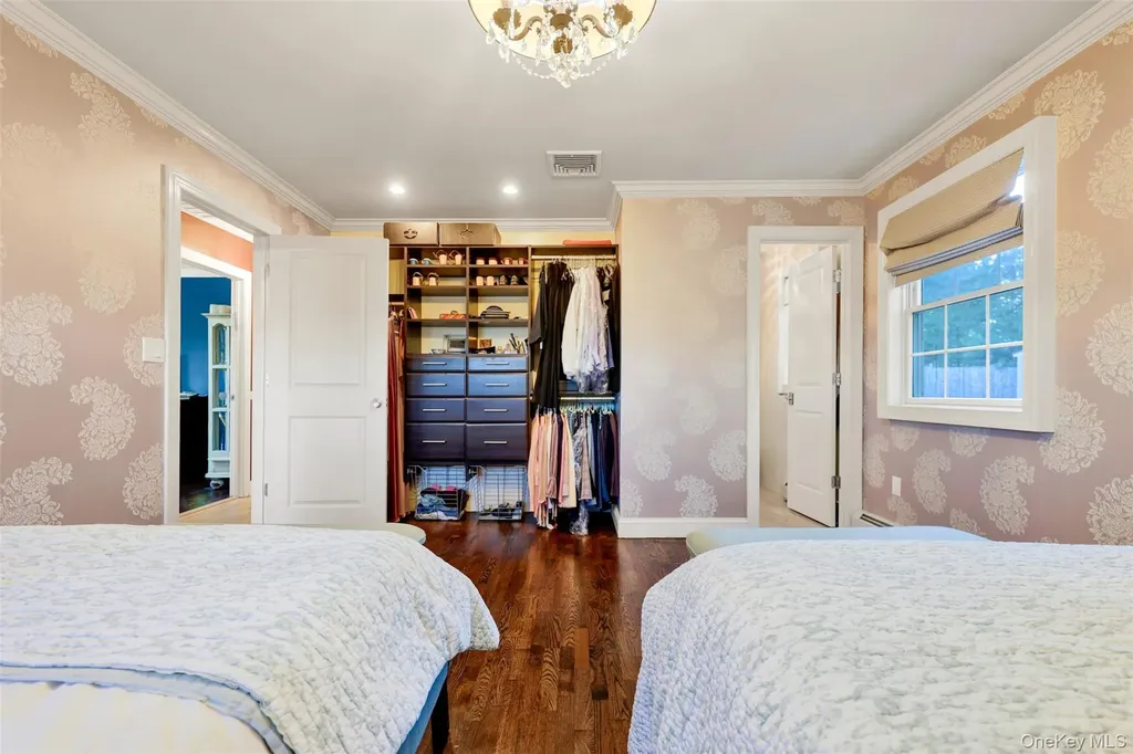 3 Kakiat Lane Spring Valley NY 10977