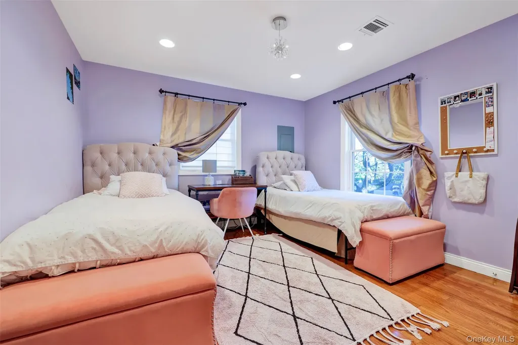3 Kakiat Lane Spring Valley NY 10977