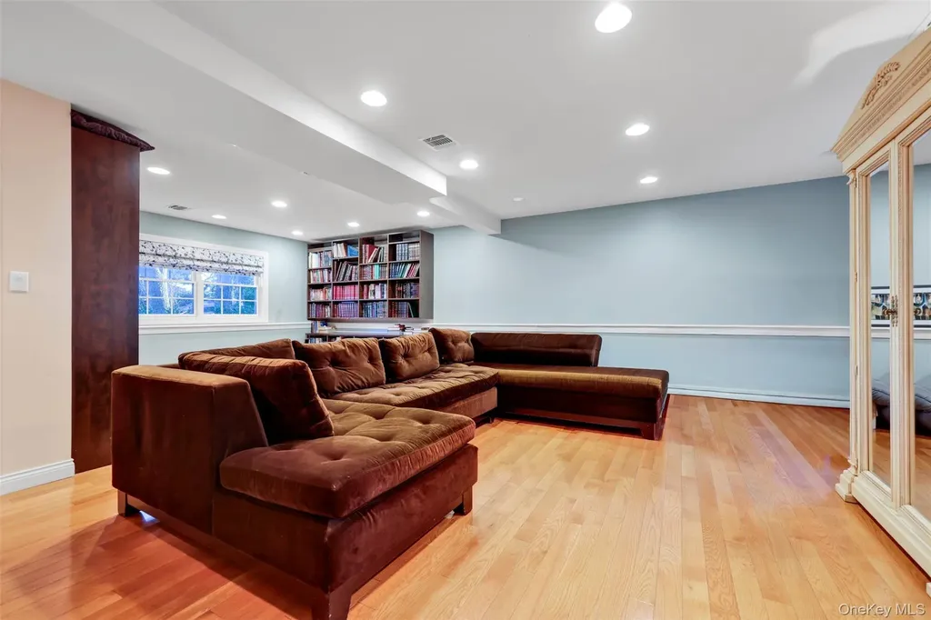 3 Kakiat Lane Spring Valley NY 10977