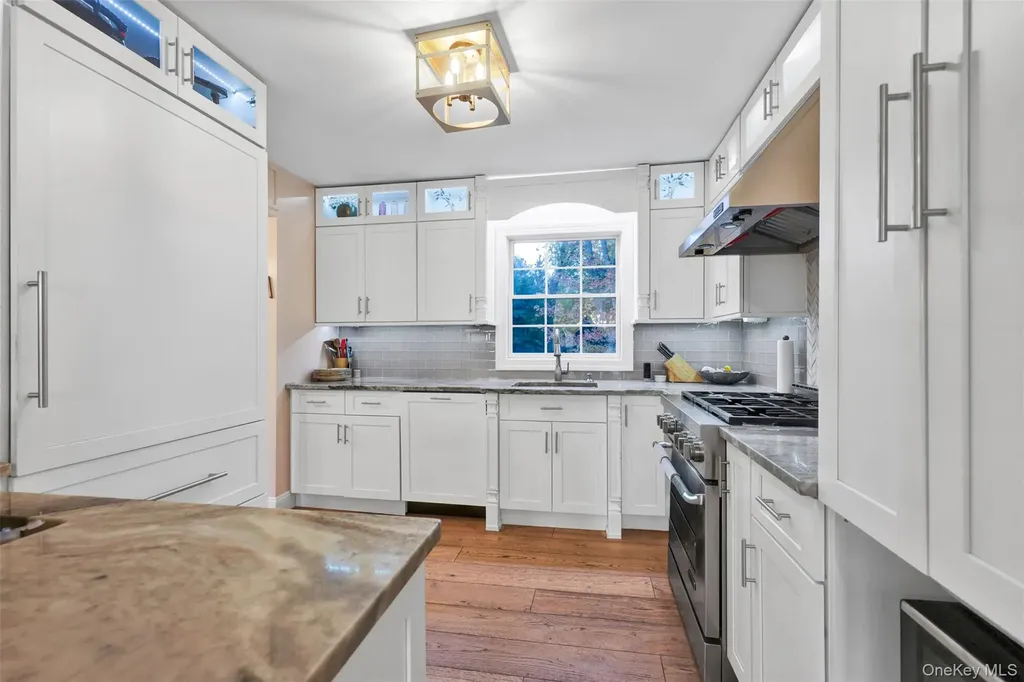 3 Kakiat Lane Spring Valley NY 10977