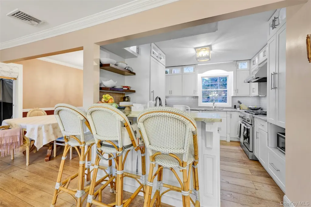 3 Kakiat Lane Spring Valley NY 10977