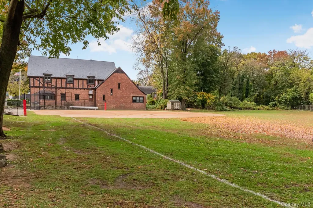 59 Oregon Avenue Bronxville NY 10708