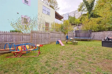 147 Orchard Street Yonkers NY 10703