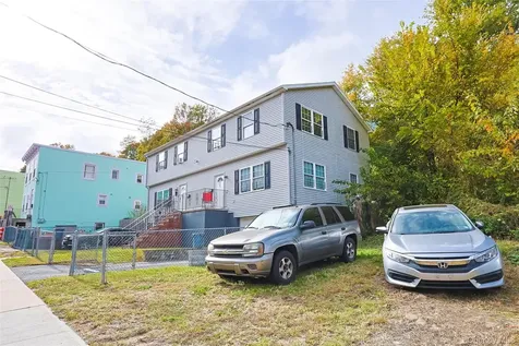 147 Orchard Street Yonkers NY 10703