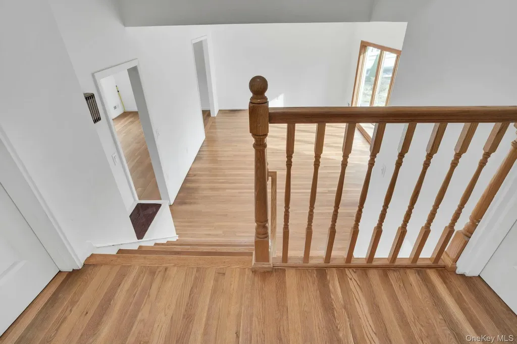 44 Delaware Avenue Commack NY 11725