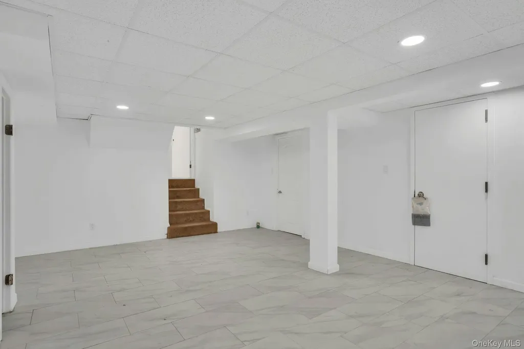 44 Delaware Avenue Commack NY 11725