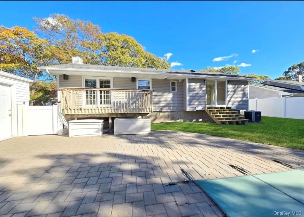 124 S Coleman Road Centereach NY 11720
