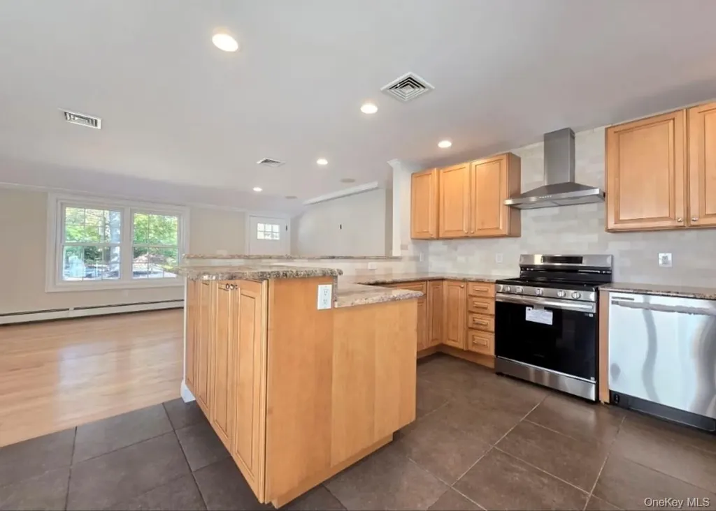 124 S Coleman Road Centereach NY 11720