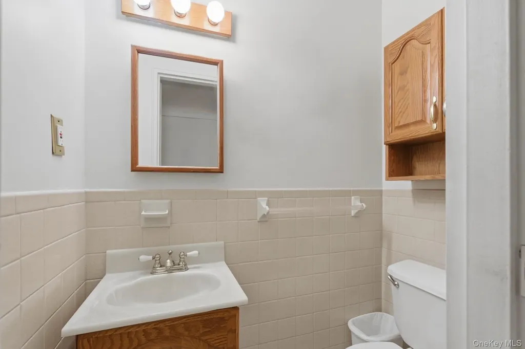 313 Mariners Way Copiague NY 11726