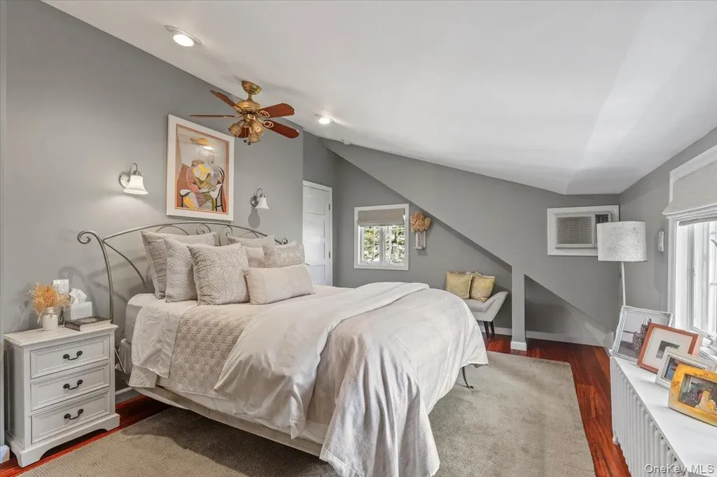 27 Smith Avenue White Plains NY 10605