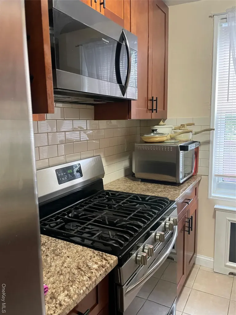 1296 Midland Avenue Yonkers NY 10704