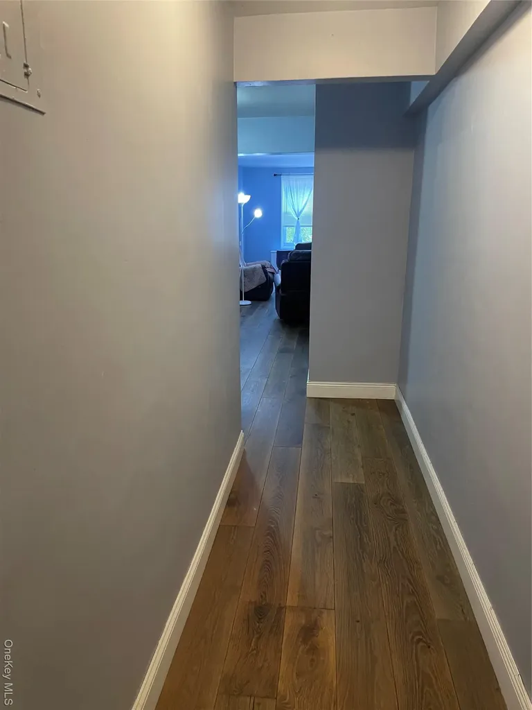 1296 Midland Avenue Yonkers NY 10704