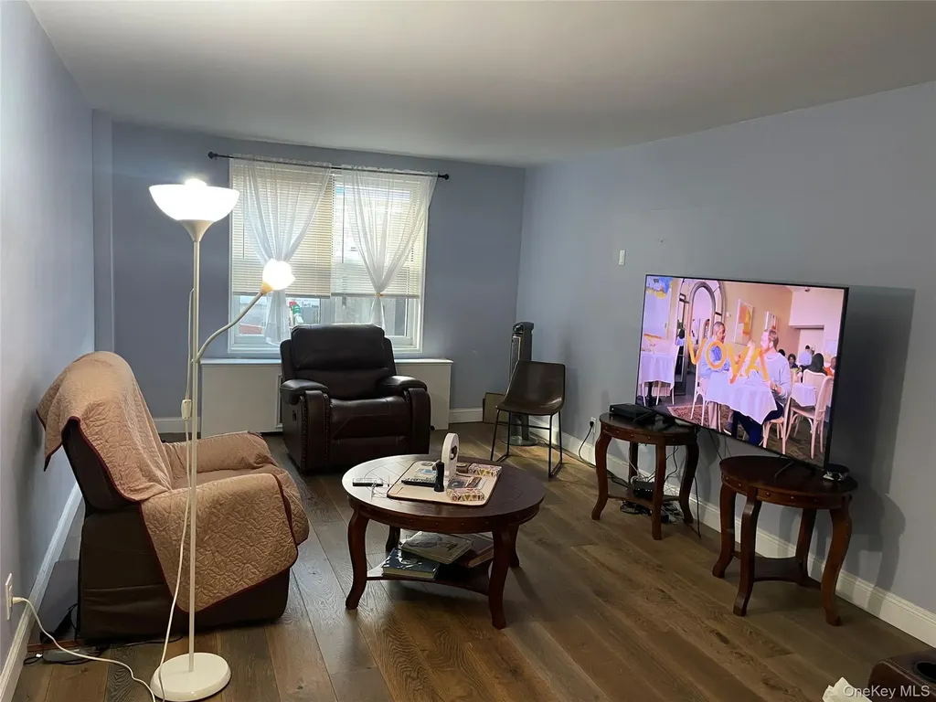 1296 Midland Avenue Yonkers NY 10704