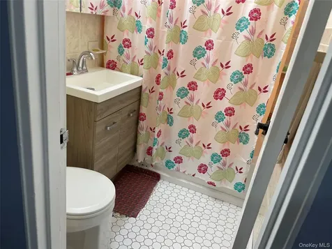 1296 Midland Avenue Yonkers NY 10704