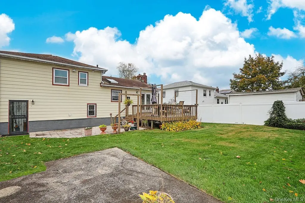 64 Conlon Road Roosevelt NY 11575