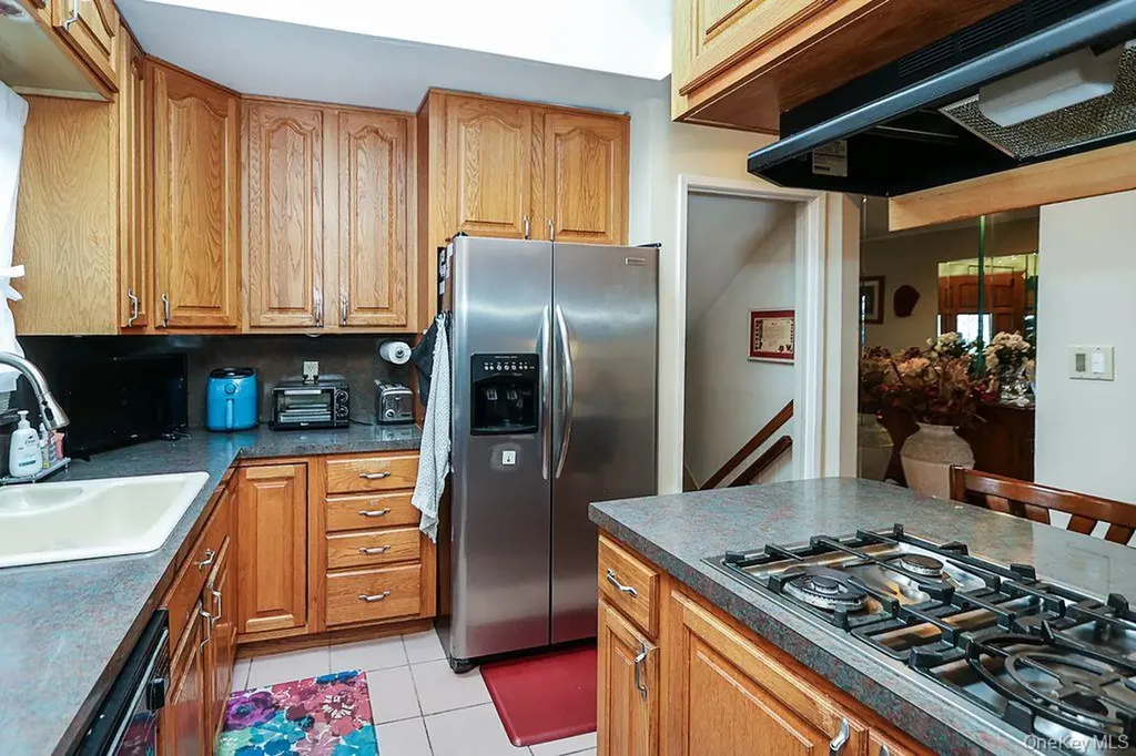 64 Conlon Road Roosevelt NY 11575
