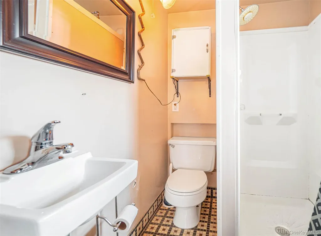 140 N Main Street Florida NY 10921