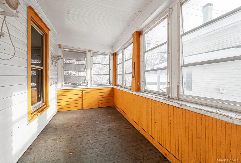 140 N Main Street Florida NY 10921