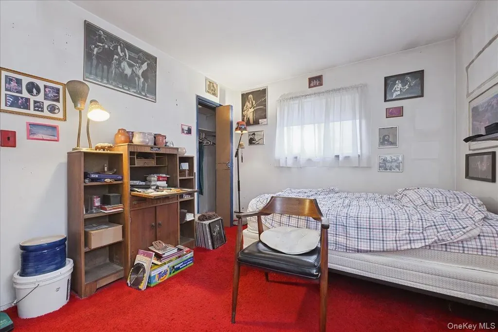 122 Haypath Road Bethpage NY 11714