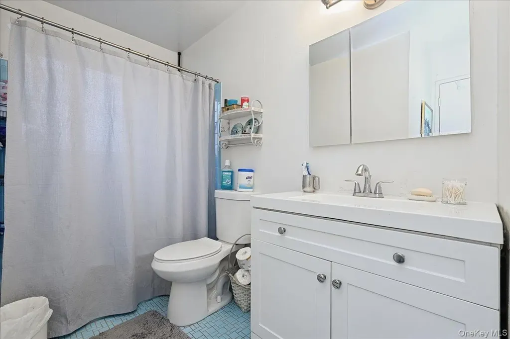 122 Haypath Road Bethpage NY 11714