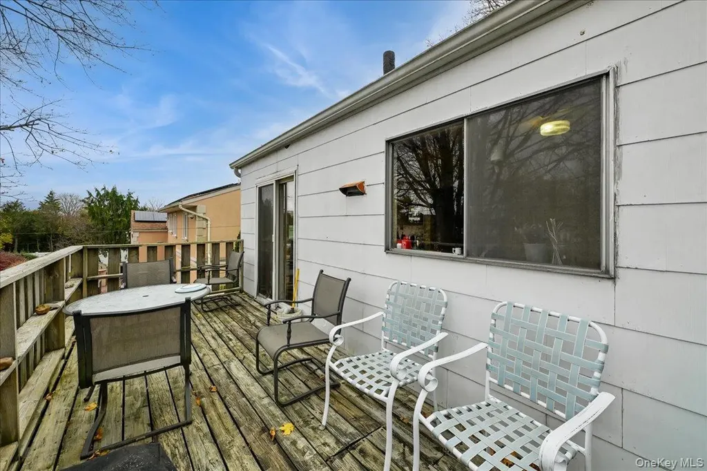 122 Haypath Road Bethpage NY 11714