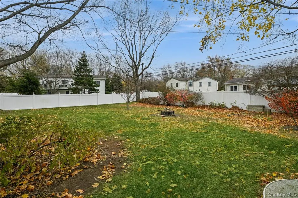 122 Haypath Road Bethpage NY 11714