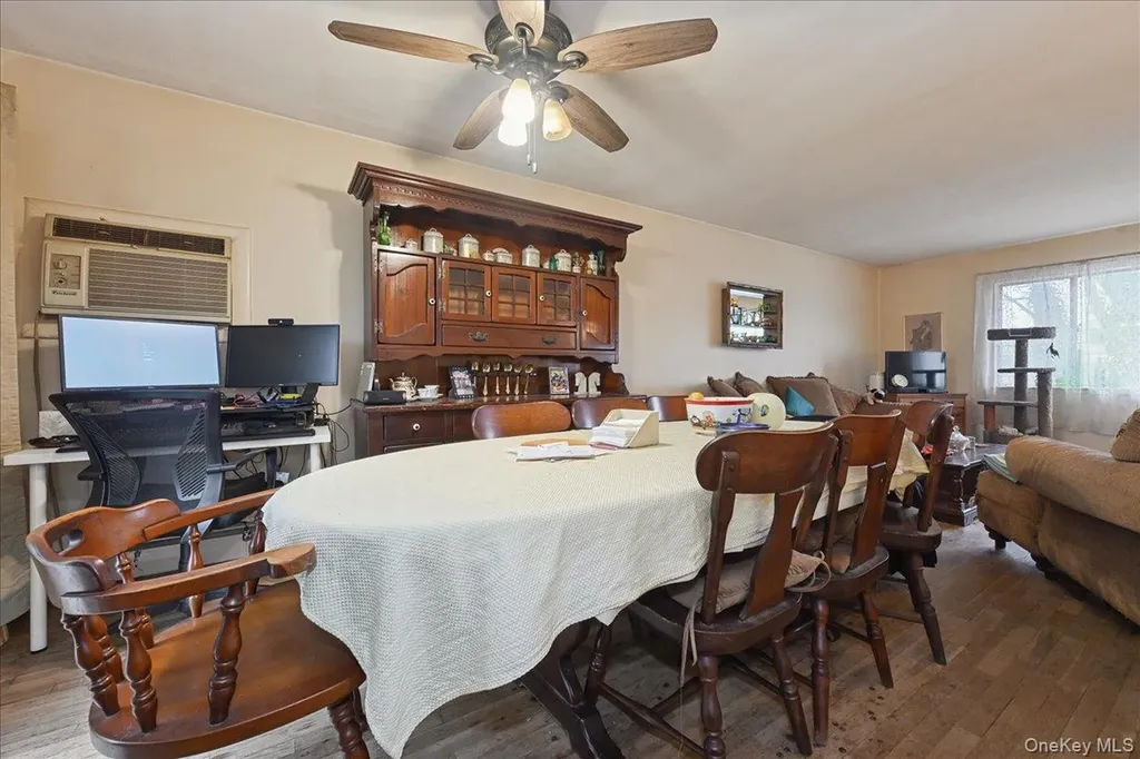 122 Haypath Road Bethpage NY 11714