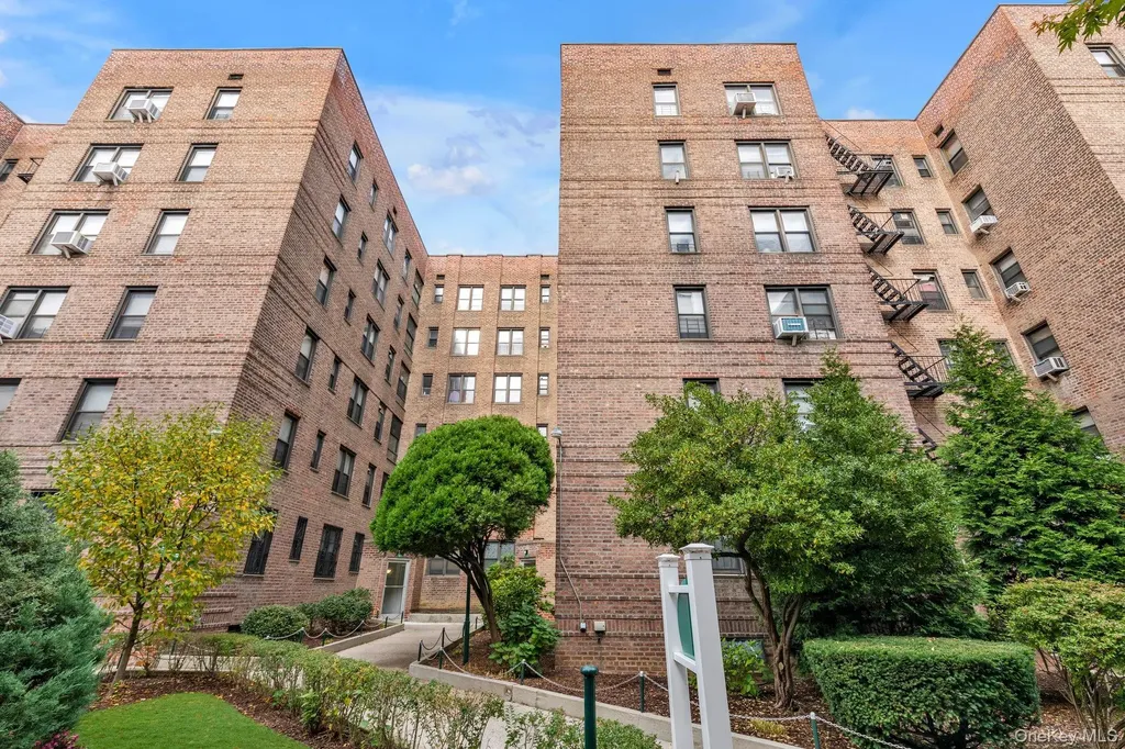 4334 Union Street Flushing NY 11355