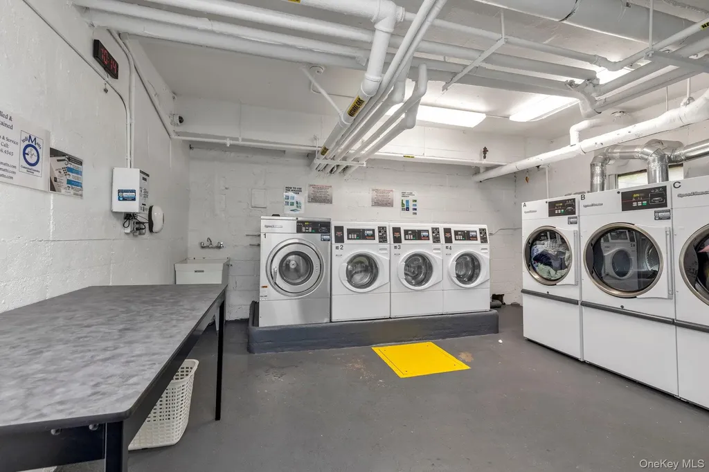 4334 Union Street Flushing NY 11355