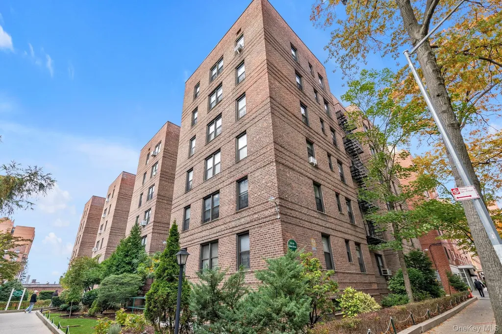 4334 Union Street Flushing NY 11355