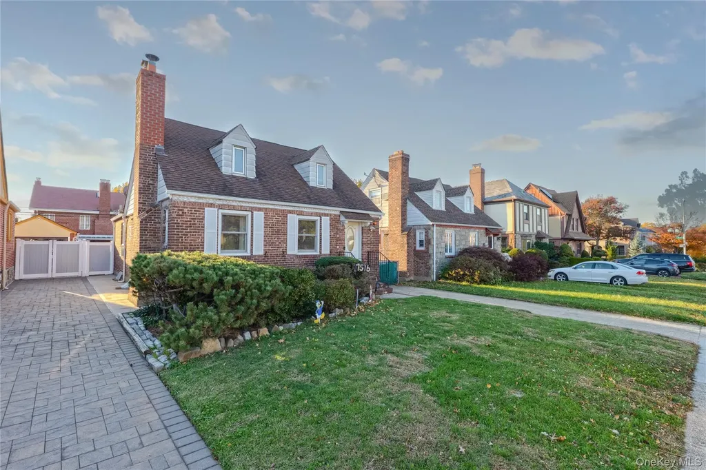 7516 180th Street Fresh Meadows NY 11366