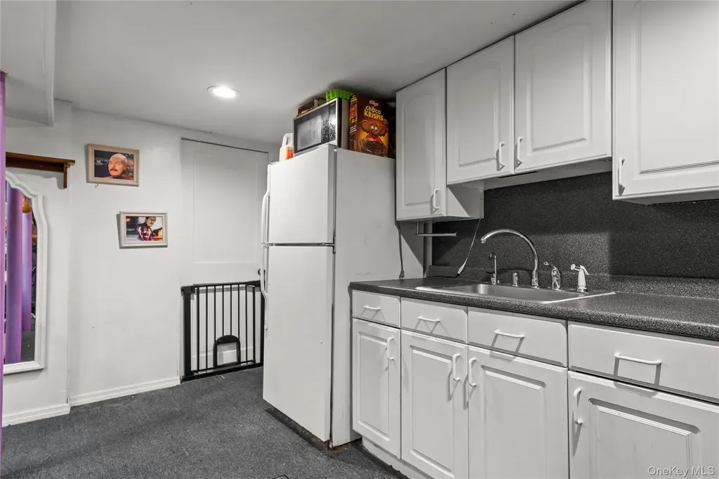 7516 180th Street Fresh Meadows NY 11366