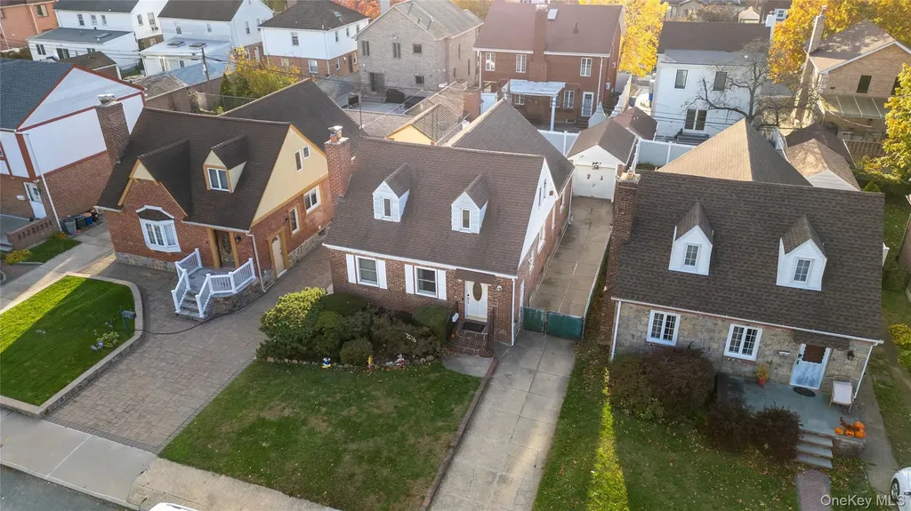 7516 180th Street Fresh Meadows NY 11366