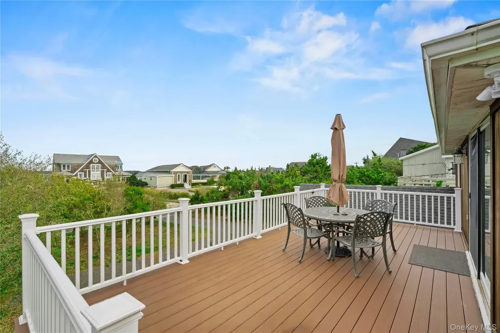 645 Dune Road Westhampton NY 11977
