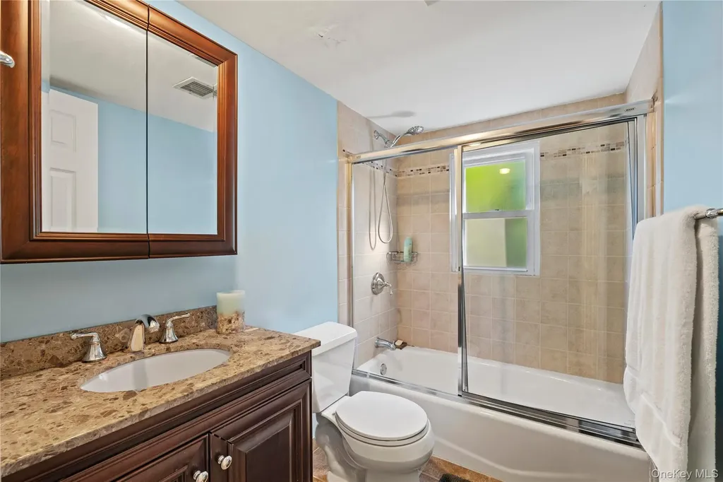 645 Dune Road Westhampton NY 11977