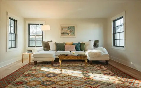 139 Highland Kingston NY 12401