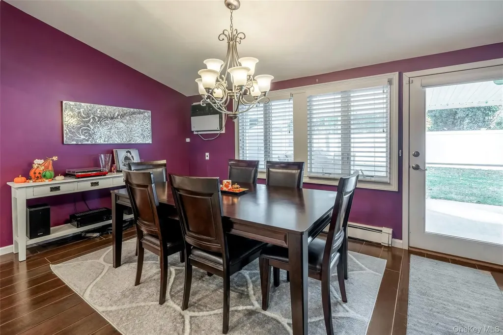 200 Willowood Drive Wantagh NY 11793