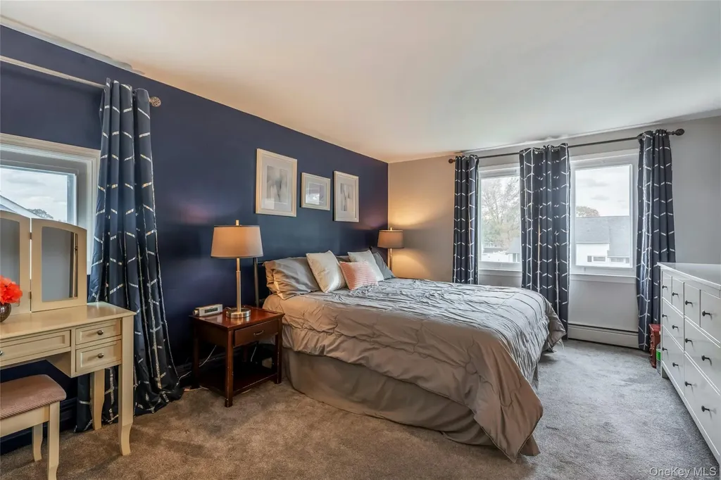 200 Willowood Drive Wantagh NY 11793