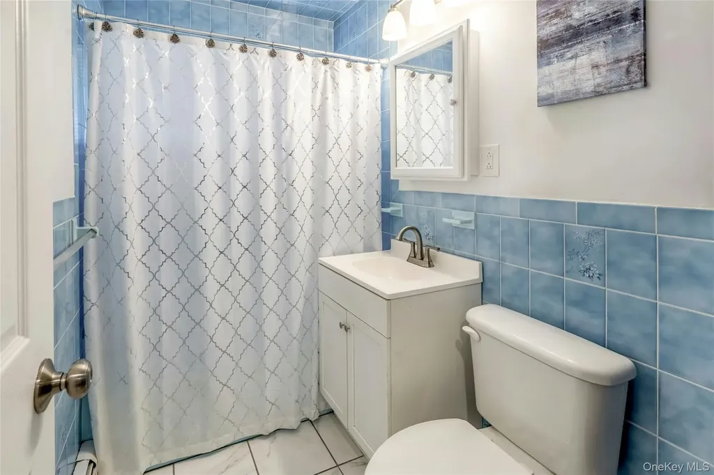 200 Willowood Drive Wantagh NY 11793