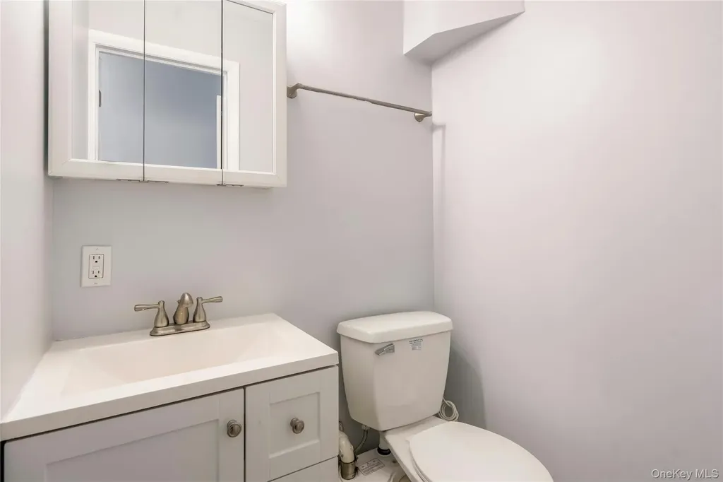 200 Willowood Drive Wantagh NY 11793